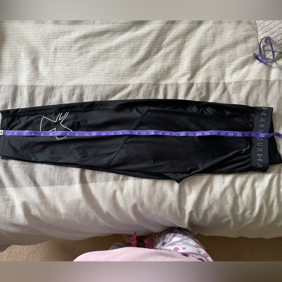 Ladies UNDERARMOUR 3/4 length sport pants - Picture 6 of 8